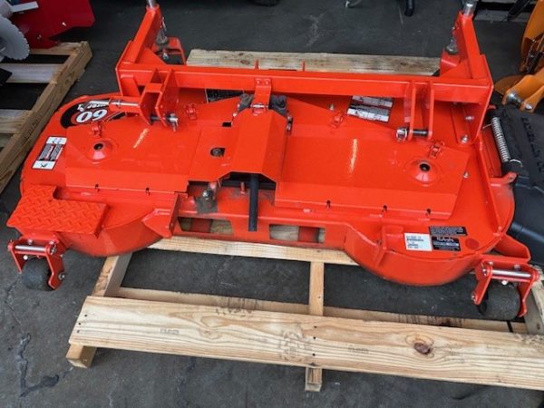 2019 Kubota F2690 4WD - Image 2